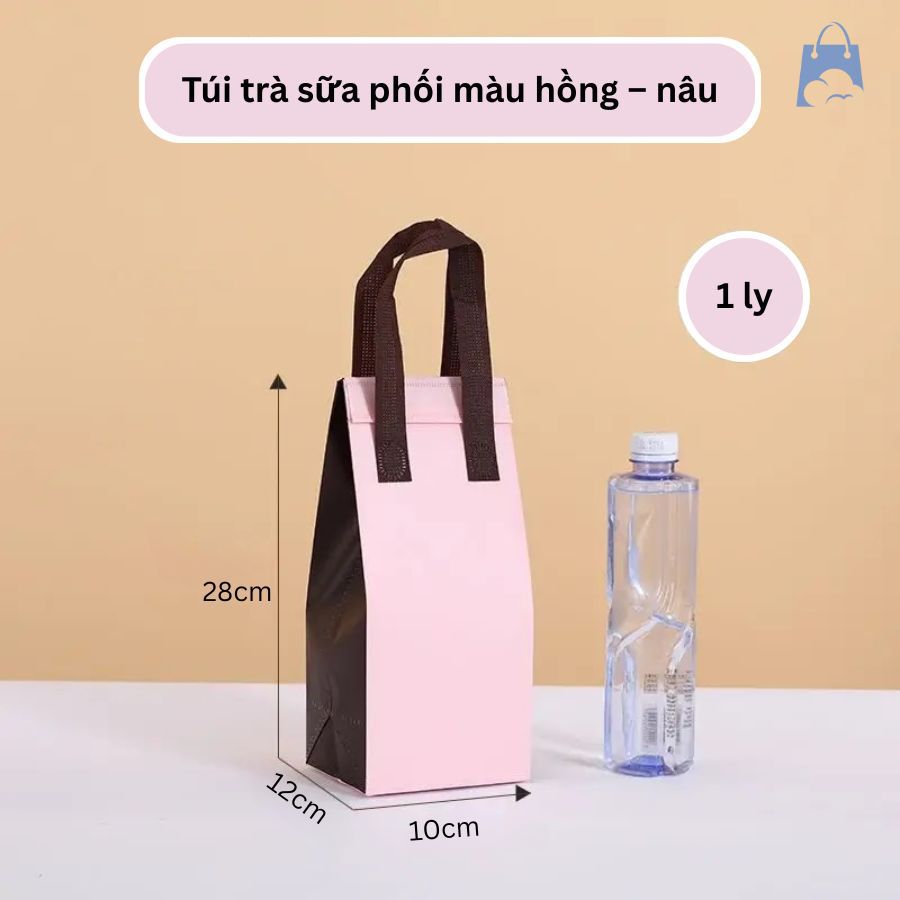 Hướng Dẫn Lựa Chọn Túi Giữ Nhiệt Trà Sữa Cho Quán Cà Phê Của Bạn Túi giữ nhiệt 1 ly trà sữa phối màu hồng – nâu, cao 28cm – tiện lợi cho các quán mang đi bán lẻ, đựng từng ly riêng biệt.